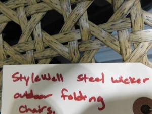 lot 123 image: Stylewell Folding Chairs lot of 6