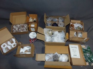 Mixed Christmas Lot