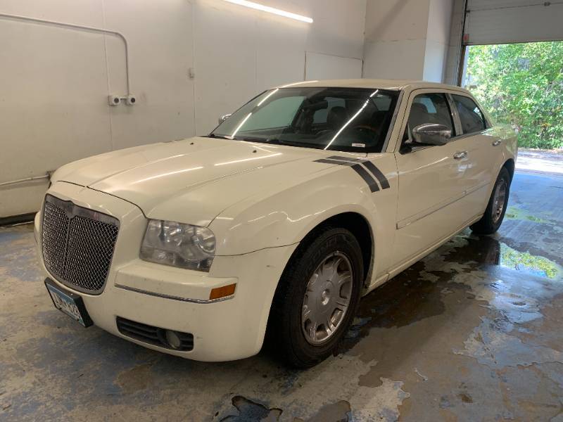 2005 Chrysler 300 Touring