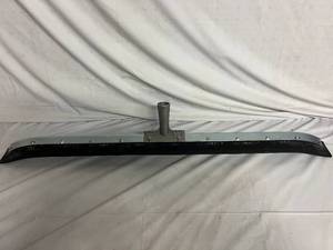 lot 5 image: Haviland Corp 36 Squeegee - Black