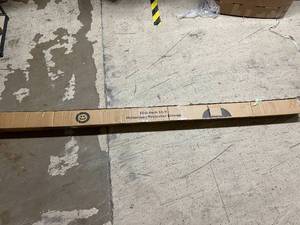 lot 28 image: 100 Motorized Projector Screen