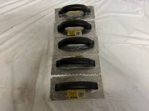 lot 85 image: 5 QEP Economy Notched Trowels