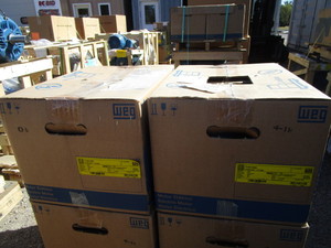 lot 65 image: (2) WEG 5hp Motors (see pictures for specs)
