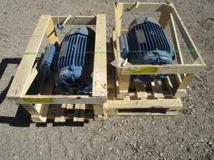 lot 93 image: (2) WEG 7.5hp Motors (see pictures for specs)