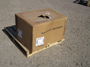 lot 98 image: Baldor 30hp Motor (see pictures for specs)