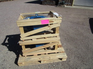 lot 99 image: (2) WEG 15hp Motors (see pictures for specs)
