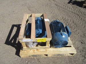 lot 100 image: (2) WEG Motors (1) 10hp & (1) 15hp (see pictures for specs)