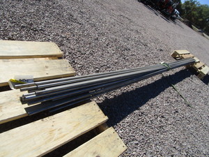 lot 25 image: 18pcs 58 Steel Rod 12
