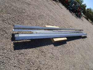 lot 28 image: Misc. Alum Angle Iron 2x2 to 4x4 18 to 24