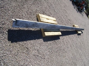 lot 29 image: Alum Angle Iron (2pcs 5x5x38 24) & (2pcs 6x6x38 24)