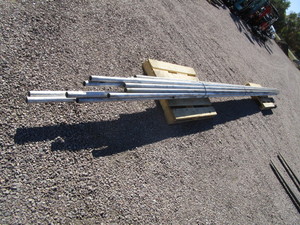 lot 31 image: 20pcs Alum Tubing 1 34 18 Wall 16 to 24