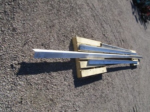lot 34 image: Misc. Alum Angle Iron