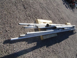 lot 40 image: Misc. Alum Tubing