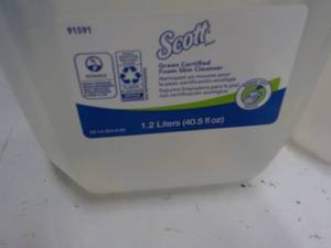 lot 4 image: 2 x 1.2 liters Scott Skin Cleaners...
