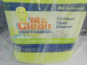 lot 22 image: 1 gallon Mr. Clean Finished Floor C...