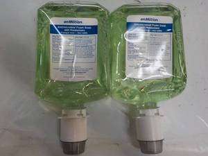 lot 27 image: EnMotion Antimicrobial Sap with Moi...