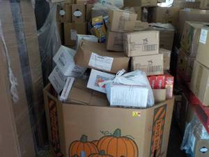 lot 72 image: Pallet of Overstock, Unclaimed and ...