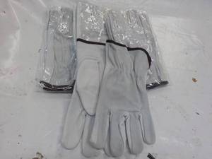 lot 93 image: 4 pair size L 100% LeatherWork Glov...