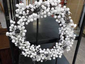 lot 117 image: Halloween White Spider Wreath...