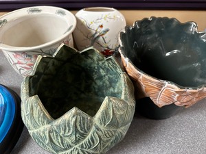 lot 179 image: Variety Of Pots