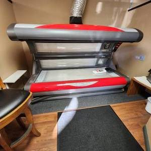 lot 3 image: Ergoline Classic 450 Ultra Turbo Power Tanning Bed