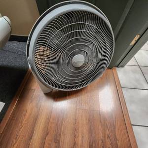 lot 12 image: AeroSpeed Fan