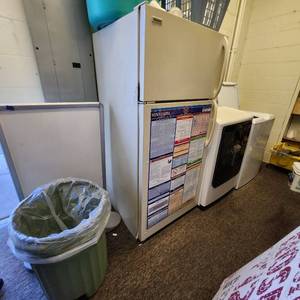 lot 58 image: Frigidaire Refrigerator