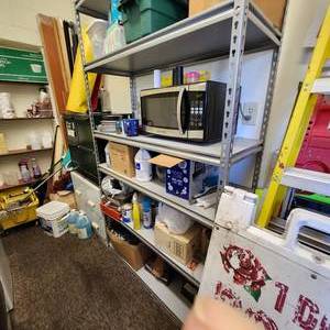 lot 62 image: Six Shelf Metal Shelving Unit 48 X 18 X 82. Contents Not Included