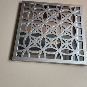 lot 88 image: Metal Decorative Mirror Measuring 15 X 15