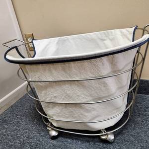 lot 89 image: Rolling Laundry Hamper 22 X 18 X 16