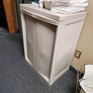 lot 90 image: Plastic Storage Unit Measuring 25 X 17 X 36