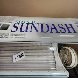 lot 92 image: Super Sundash Intellitan Plus Tanning Bed Measuring 82 X 46