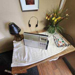 lot 128 image: Panasonic CD Stereo System SCEN5