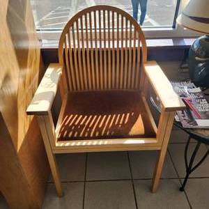 lot 147 image: Five Wood Dining Chairs Measuring 26 X 22 X 36