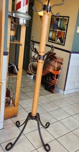 lot 159 image: Wooden Metal Hall Tree Coat Rack