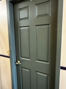 lot 206 image: Interior Door Measuring 32 X 80