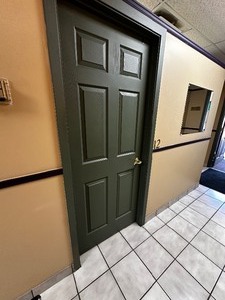 lot 209 image: Interior Door Measuring 32 X 80