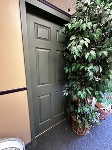 lot 213 image: Interior Door Measuring 32 X 80