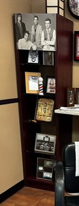 lot 168 image: Bookcase Measuring 18 X 14.5 X 72