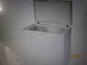 Commercial Cool 7.0 Cu. Ft. Chest F...