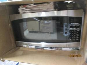 Hamilton Beach 1.6 Cu. Ft. 1000-Wat...