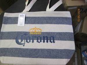 new corona striped beach tote zippe...