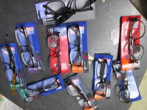 lot of 10 new reading glasses...