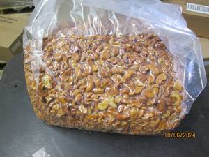 12.5 lbs of honey roasted cashews h...