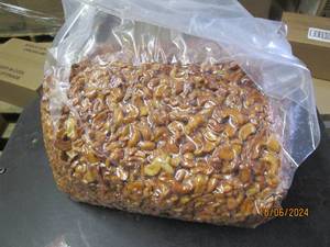 12.5 lbs of honey roasted cashews h...