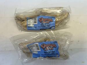 K. 2x 1lb 12oz Wisconsin Maid Natural Casing Bratwursts