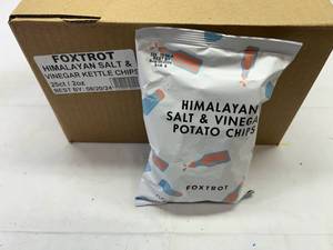 P. 25x 2oz Himalayan Salt & Vinegar Potato Chips