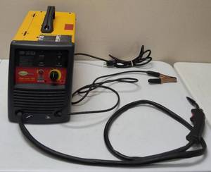 Northern Industrial Welding  Flux Core 125 Wire Feed Welder