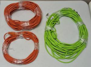 HDX & Husky Extension Cord (3)  NEW  PACKAGING IS MISSING