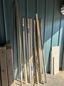 lot 51 image: Misc Flooring Trim  Moulding  Stair Nose  T-Molding